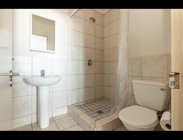 BEDROOM STUDIO APARTMENT TO LET IN CAPE TOWN CITY CENTRE